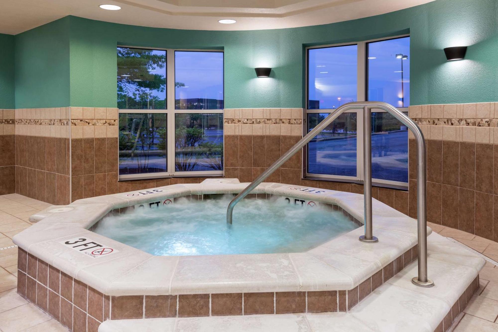 Homewood Suites By Hilton Cleveland-Beachwood Esterno foto